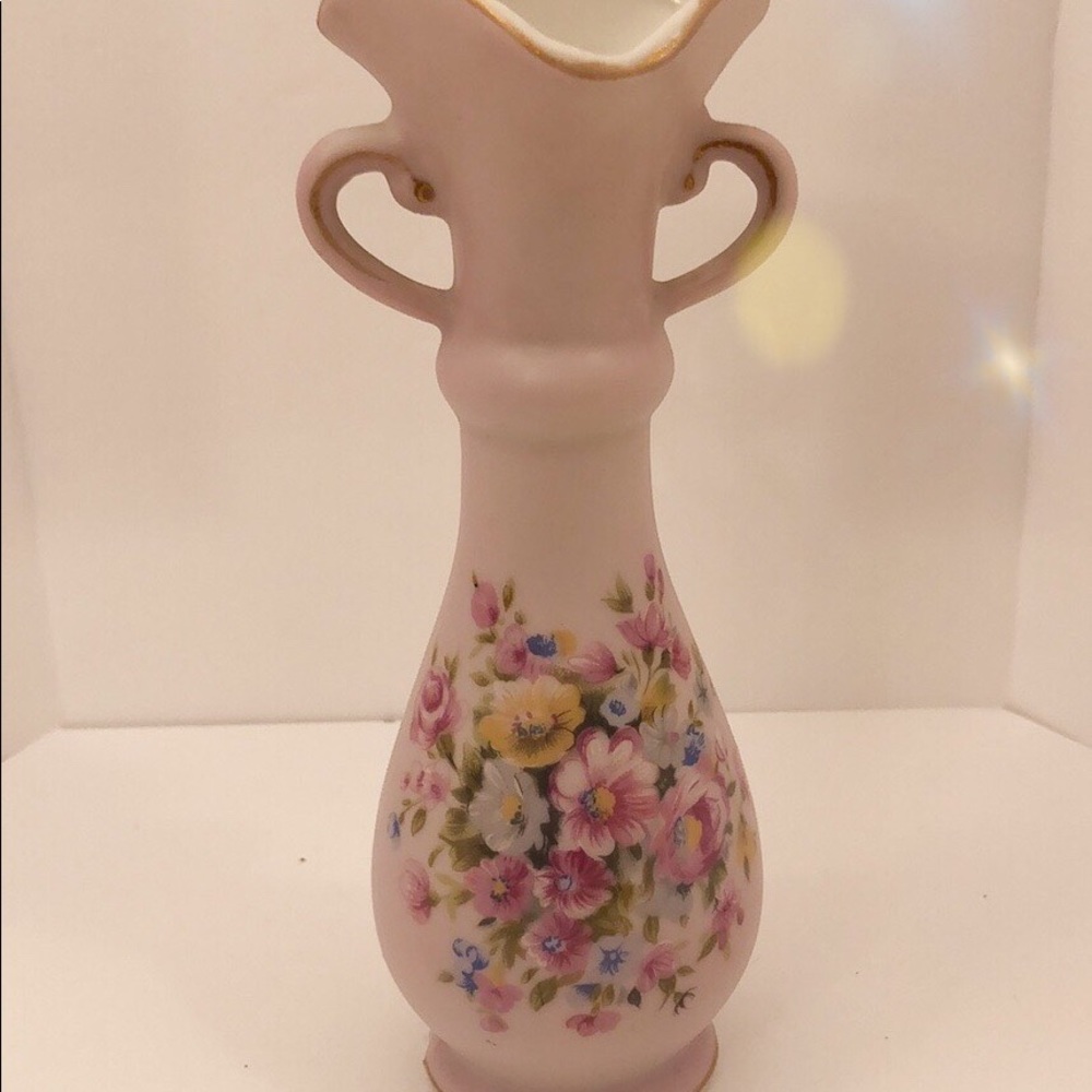 Beautiful Vintage Lefton Pink Vase